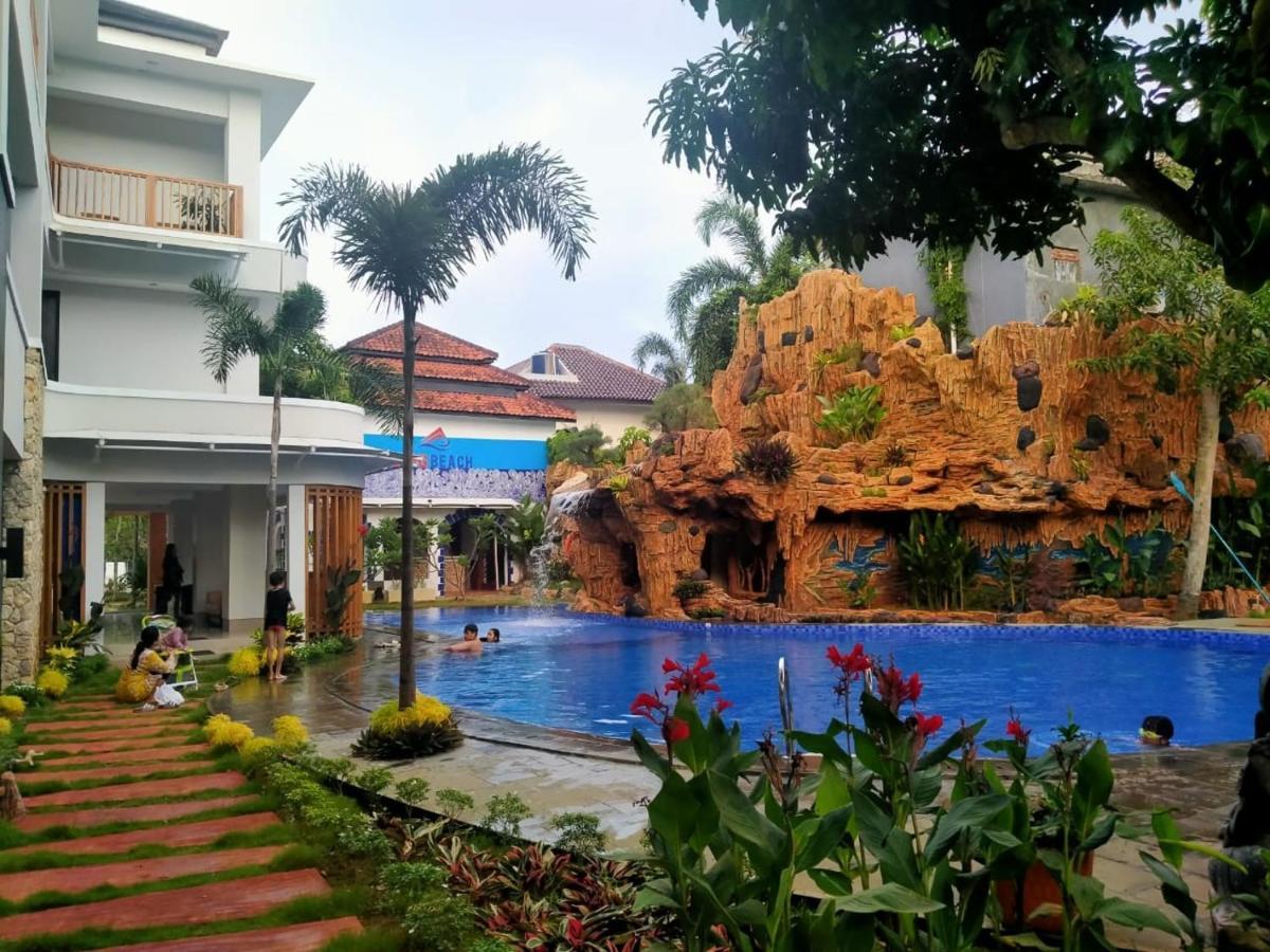 Long Beach Hotel Pangandaran Eksteriør billede