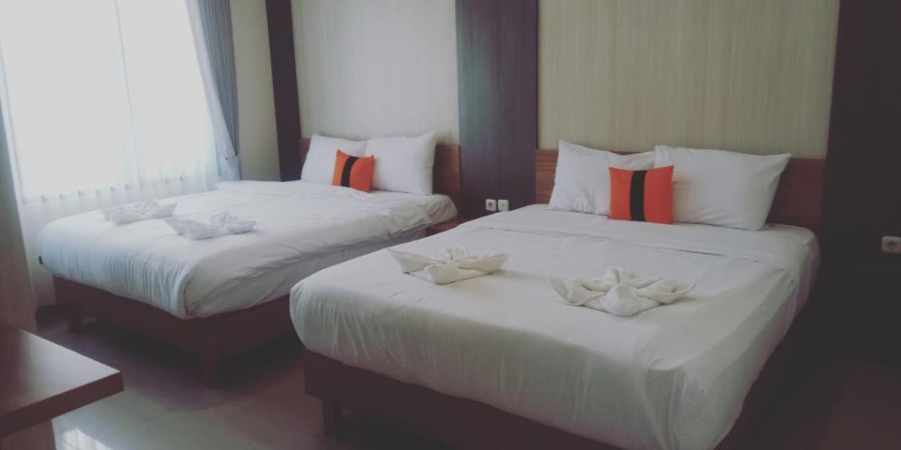 Long Beach Hotel Pangandaran Eksteriør billede